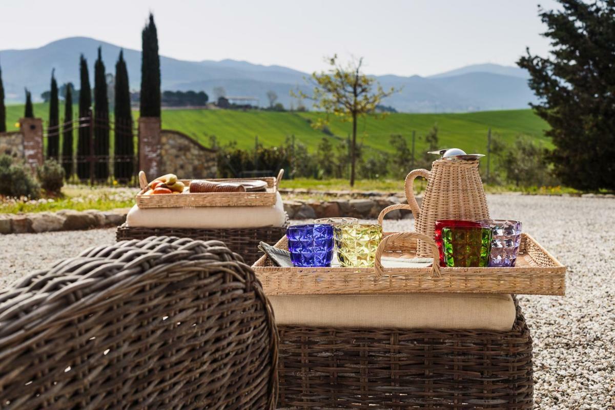 サンタ・ルーチェ Il Montelletto Bed & Breakfast エクステリア 写真