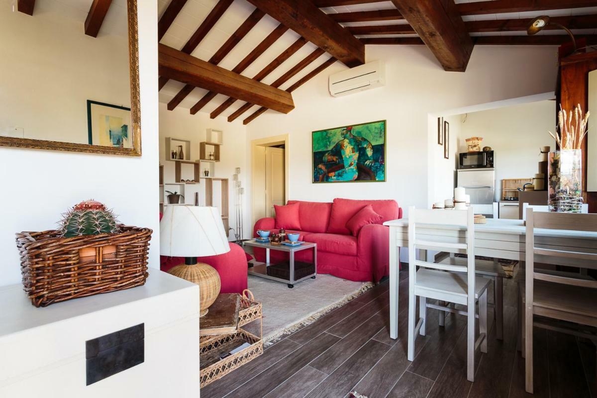サンタ・ルーチェ Il Montelletto Bed & Breakfast エクステリア 写真