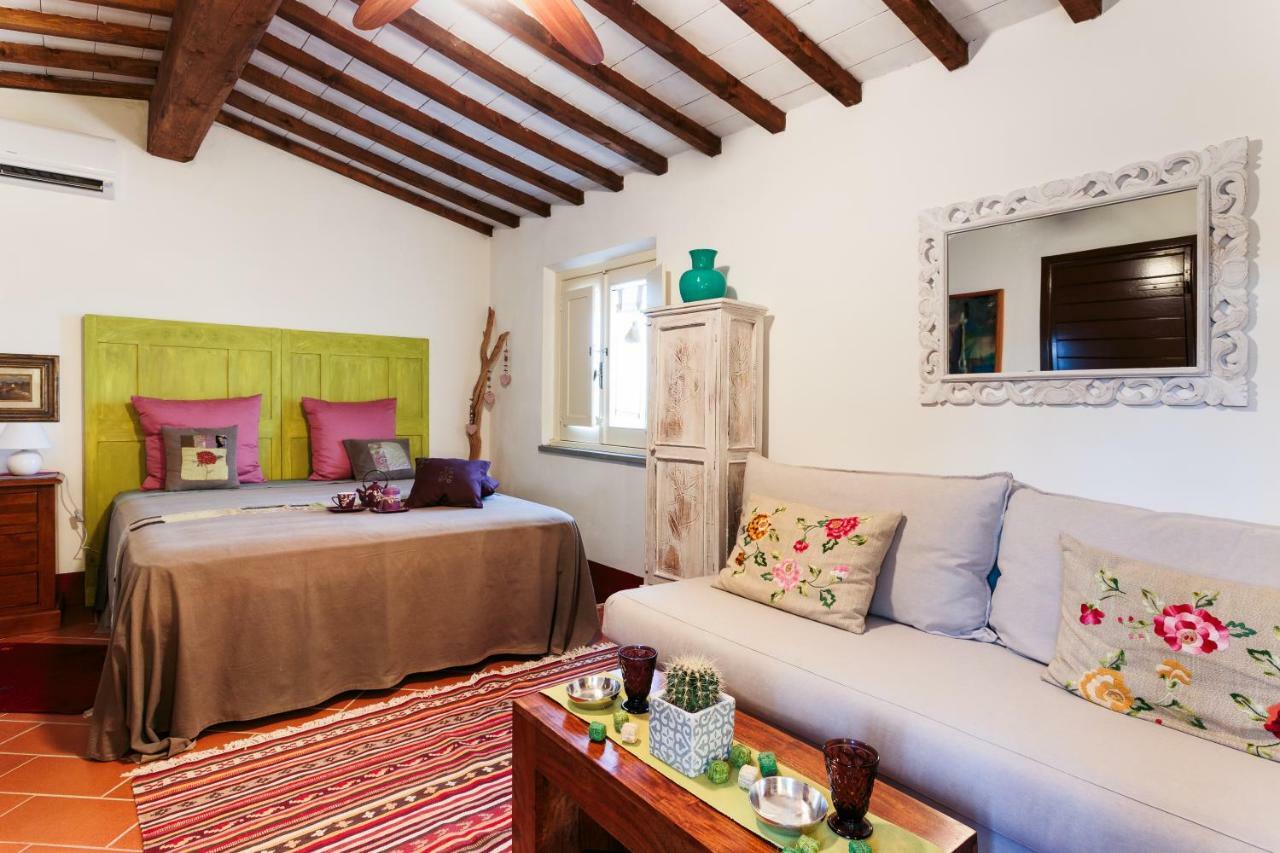 サンタ・ルーチェ Il Montelletto Bed & Breakfast エクステリア 写真