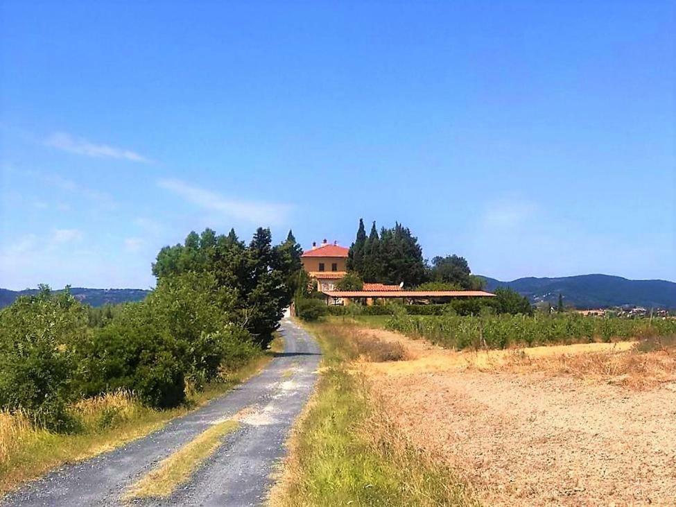 サンタ・ルーチェ Il Montelletto Bed & Breakfast エクステリア 写真